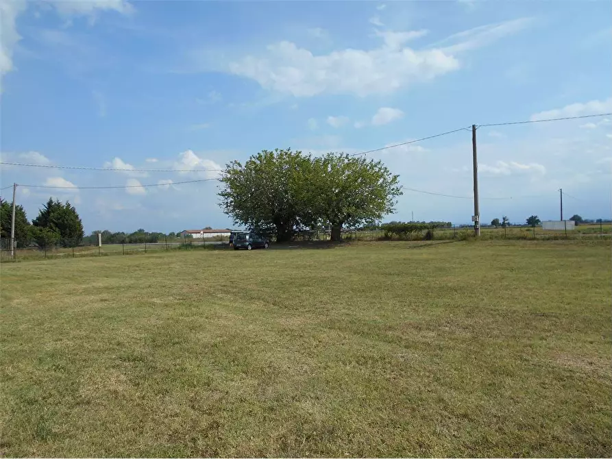 Immagine 45 di Rustico / casale in vendita  in strada certosino a Parma