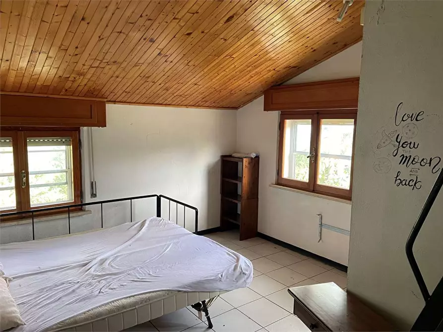 Immagine 36 di Hotel in vendita  in piazzale bocchi noé 5 a Tizzano Val Parma