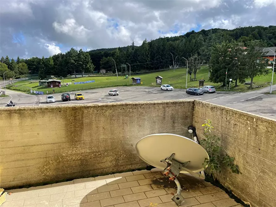 Immagine 43 di Hotel in vendita  in piazzale bocchi noé 5 a Tizzano Val Parma