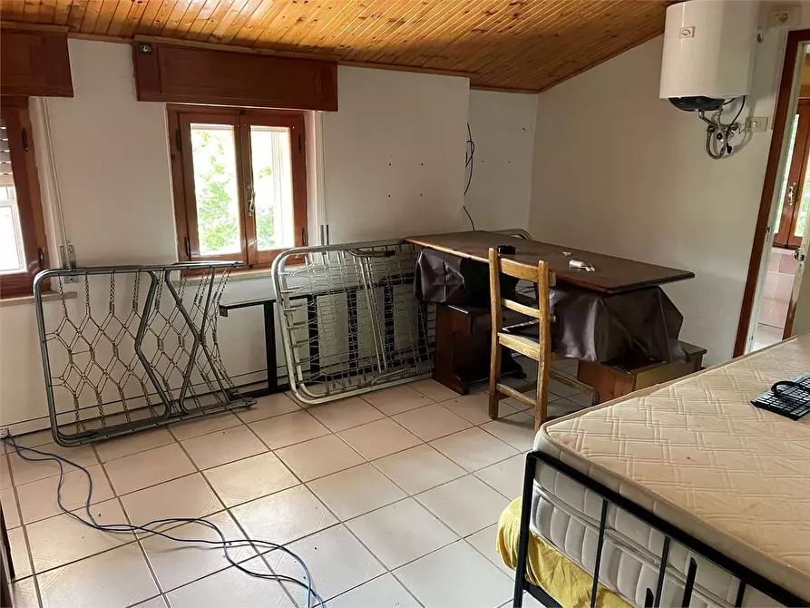 Immagine 52 di Hotel in vendita  in piazzale bocchi noé 5 a Tizzano Val Parma
