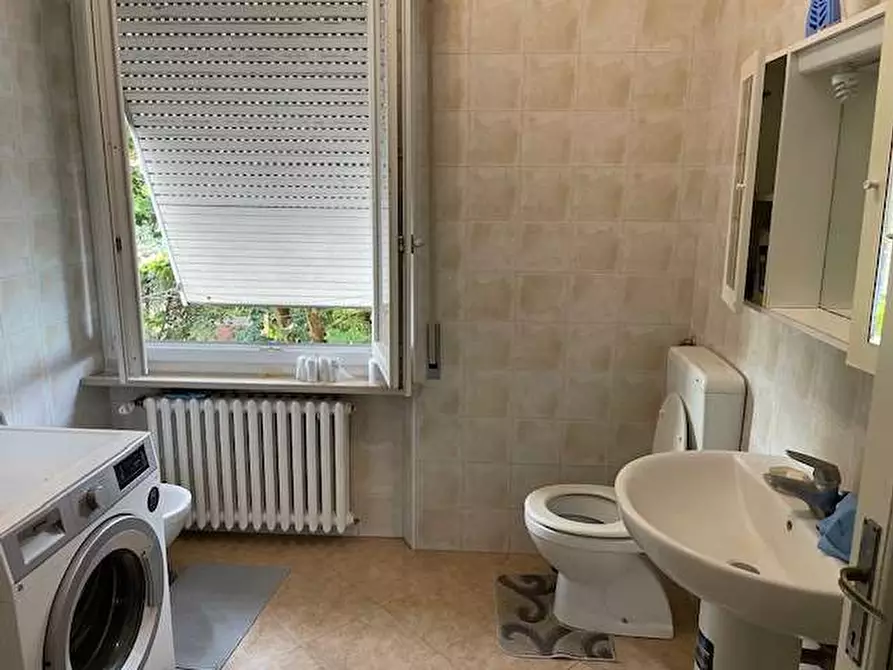 Immagine 5 di Appartamento in vendita  in VIA GIUSEPPE CESARE ABBA 3 a Parma