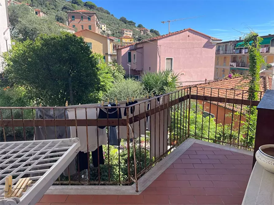 Immagine 7 di Bilocale in vendita  in VIA ROMA a Portovenere