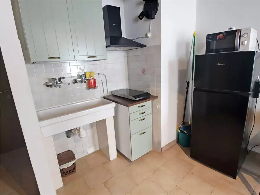 Immagine 12 di Stabile in vendita  in via xx settembre a Parma