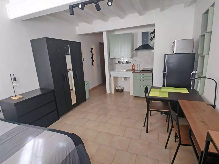 Immagine 21 di Stabile in vendita  in via xx settembre a Parma