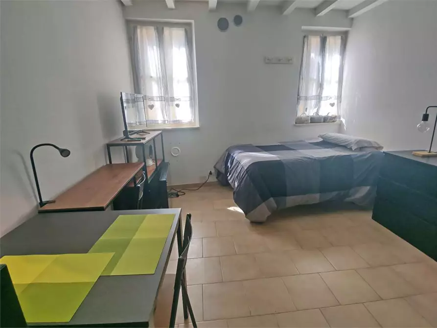 Immagine 22 di Stabile in vendita  in via xx settembre a Parma