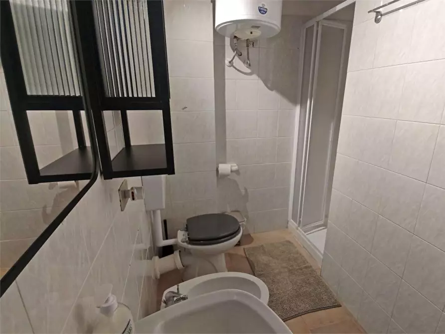 Immagine 23 di Stabile in vendita  in via xx settembre a Parma