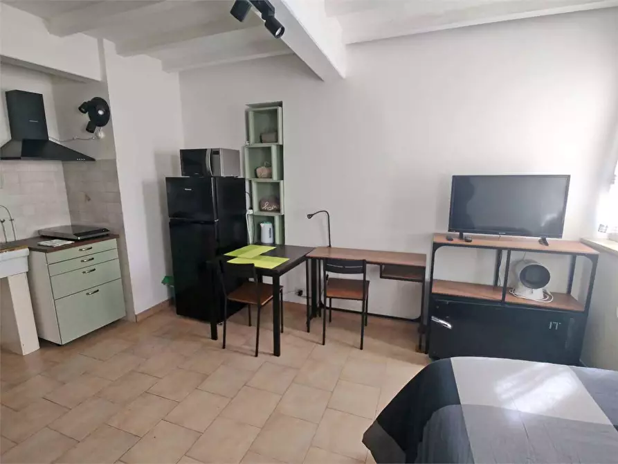 Immagine 29 di Stabile in vendita  in via xx settembre a Parma