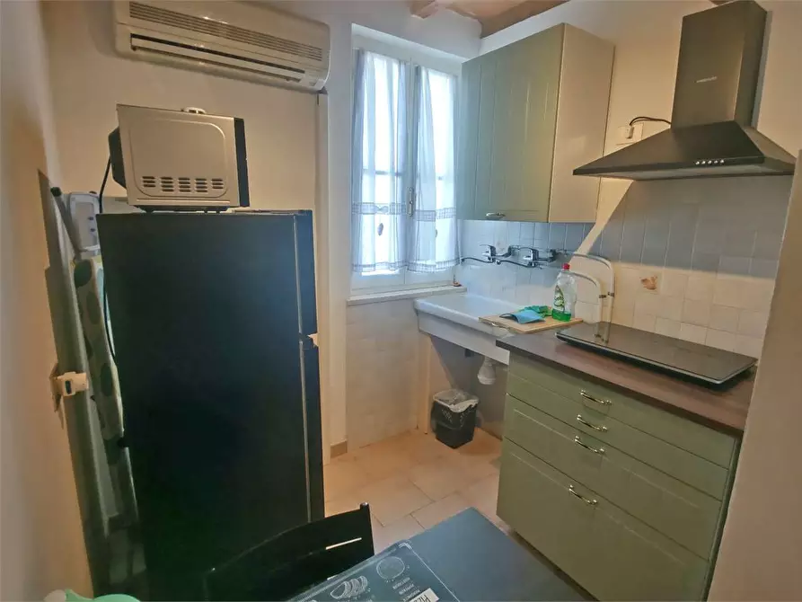 Immagine 32 di Stabile in vendita  in via xx settembre a Parma