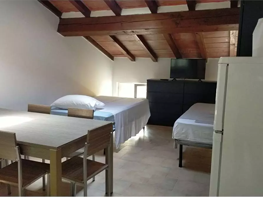 Immagine 43 di Stabile in vendita  in via xx settembre a Parma