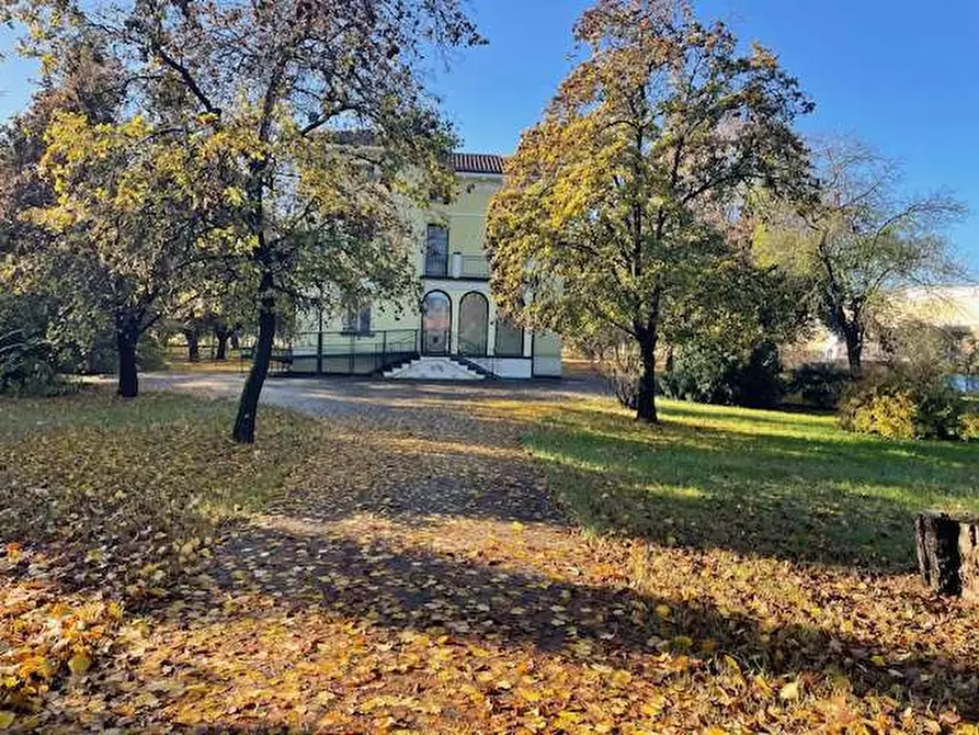 casa indipendente in affitto a Parma