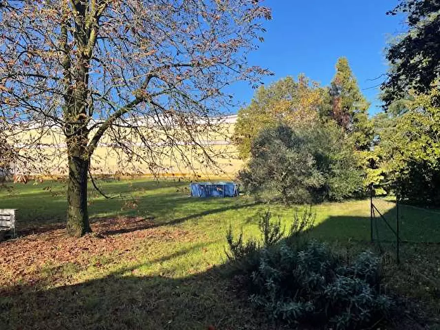 Immagine 9 di Villa in affitto  in VIA EMILIO LEPIDO a Parma