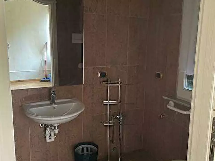 Immagine 22 di Villa in affitto  in VIA EMILIO LEPIDO a Parma