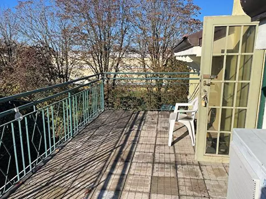 Immagine 39 di Villa in affitto  in VIA EMILIO LEPIDO a Parma