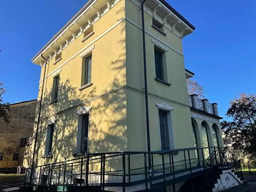 Immagine 5 di Villa in affitto  in VIA EMILIO LEPIDO a Parma
