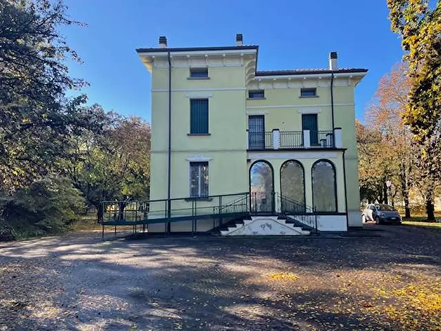 Immagine 7 di Villa in affitto  in VIA EMILIO LEPIDO a Parma