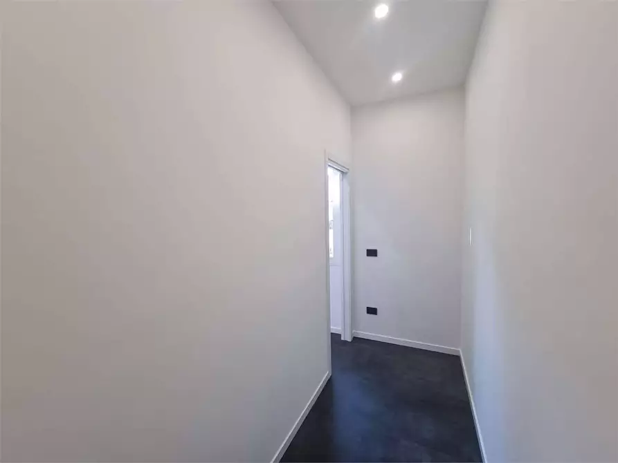 Immagine 7 di Trilocale in vendita  a Parma