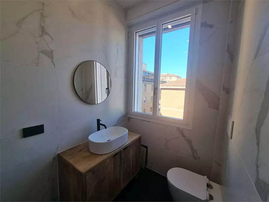 Immagine 11 di Trilocale in vendita  a Parma