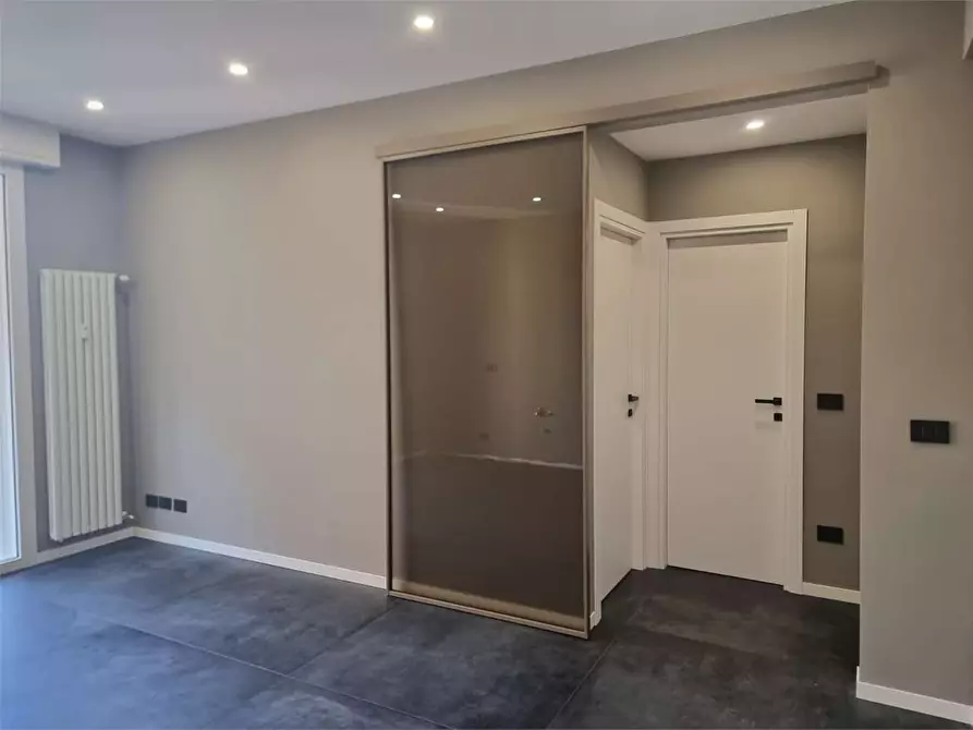 Immagine 2 di Trilocale in vendita  a Parma