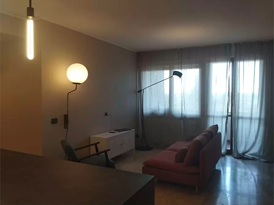 Immagine 9 di Quadrilocale in affitto  in Via volturno a Parma