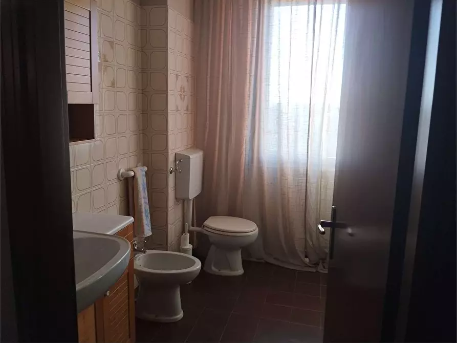 Immagine 28 di Quadrilocale in affitto  in Via volturno a Parma