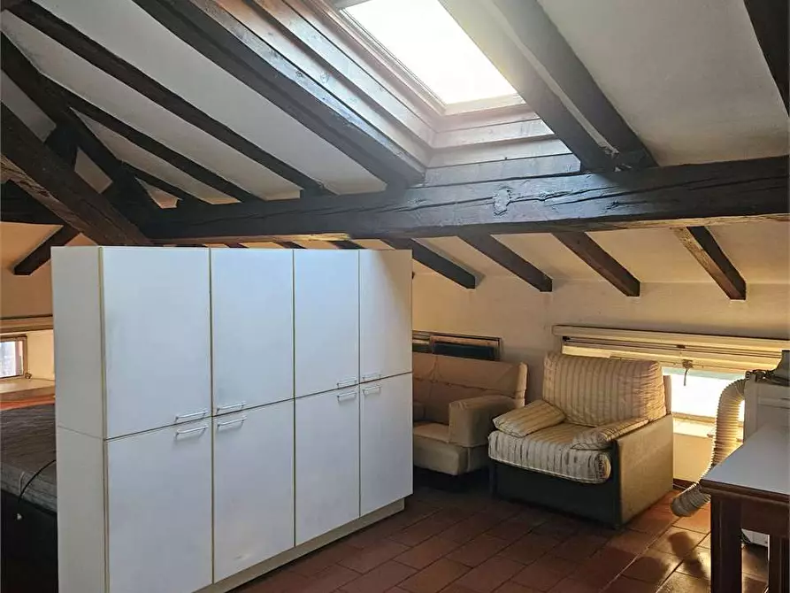 Immagine 26 di Stabile in vendita  in via san leonardo 4 a Parma