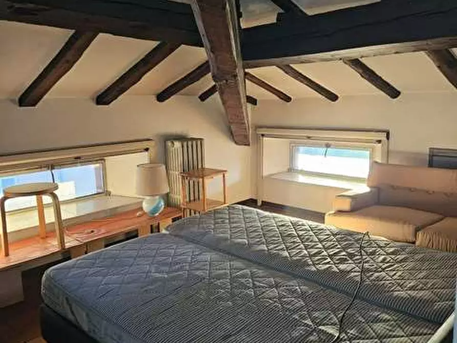 Immagine 29 di Stabile in vendita  in via san leonardo 4 a Parma