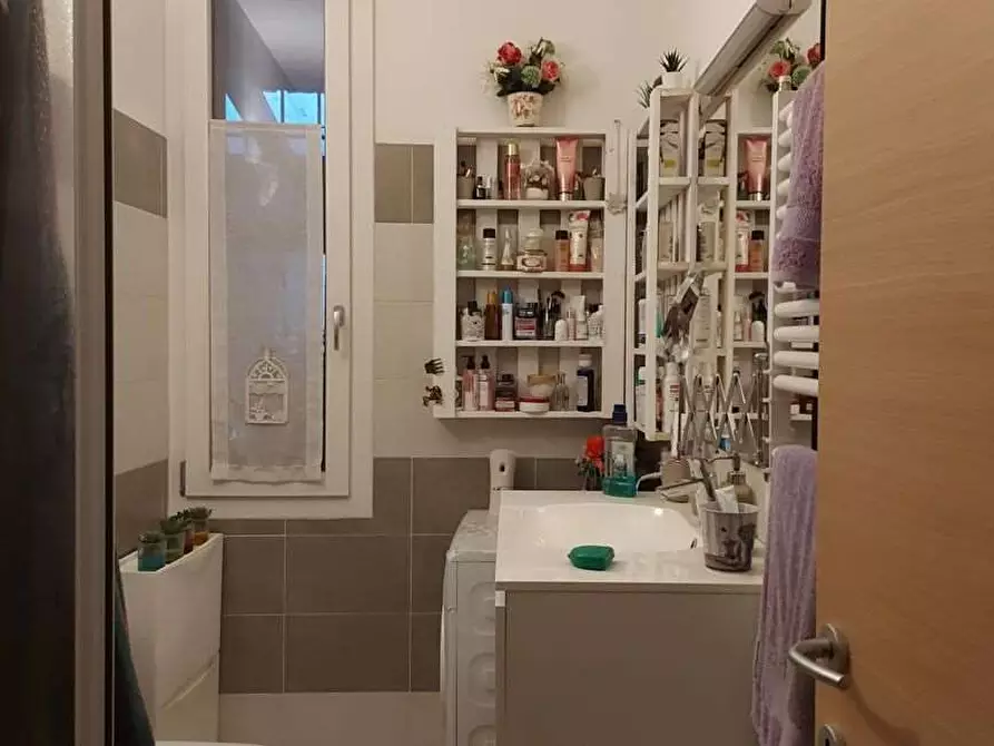 Immagine 8 di Trilocale in affitto  in via trento 22 a Parma