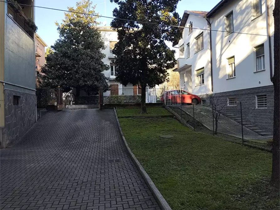 Immagine 2 di Appartamento in vendita  in Via Duca Alessandro a Parma