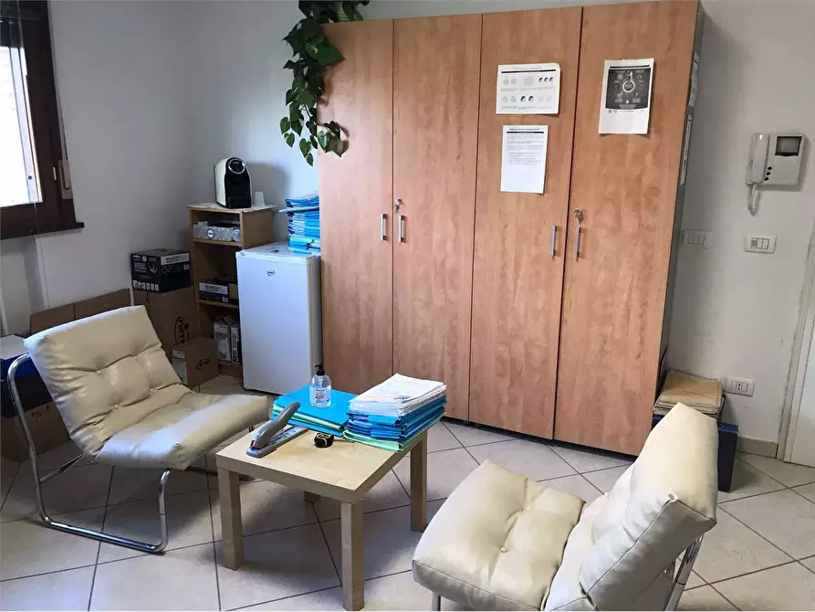 Immagine 5 di Ufficio in affitto  in via orlando vittorio emanuele 20 a Parma