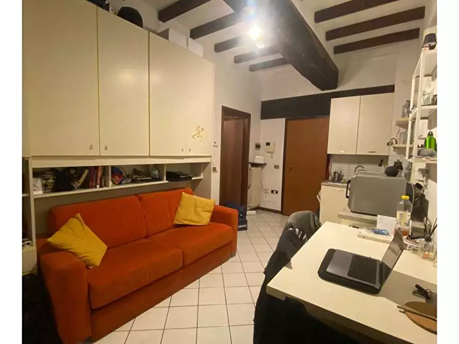 Immagine 3 di Appartamento in affitto  in borgo canale a Parma