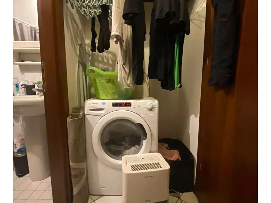 Immagine 7 di Appartamento in affitto  in borgo canale a Parma