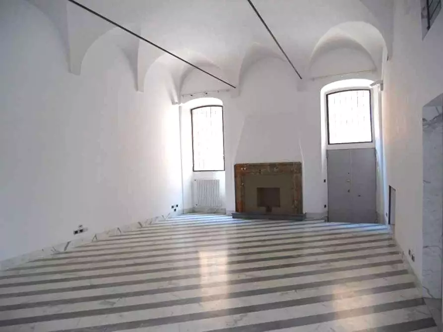 Immagine 1 di Ufficio in vendita  in piazzale salvo d'acquisto a Parma