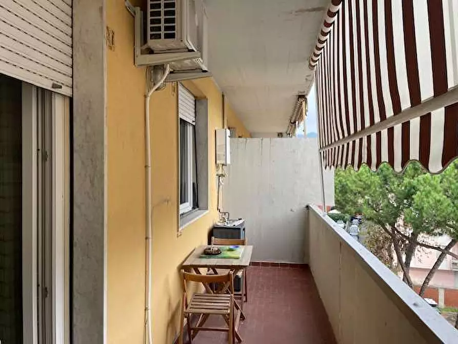 Immagine 4 di Appartamento in vendita  in VIA FELICE CAVALLOTTI a Carrara