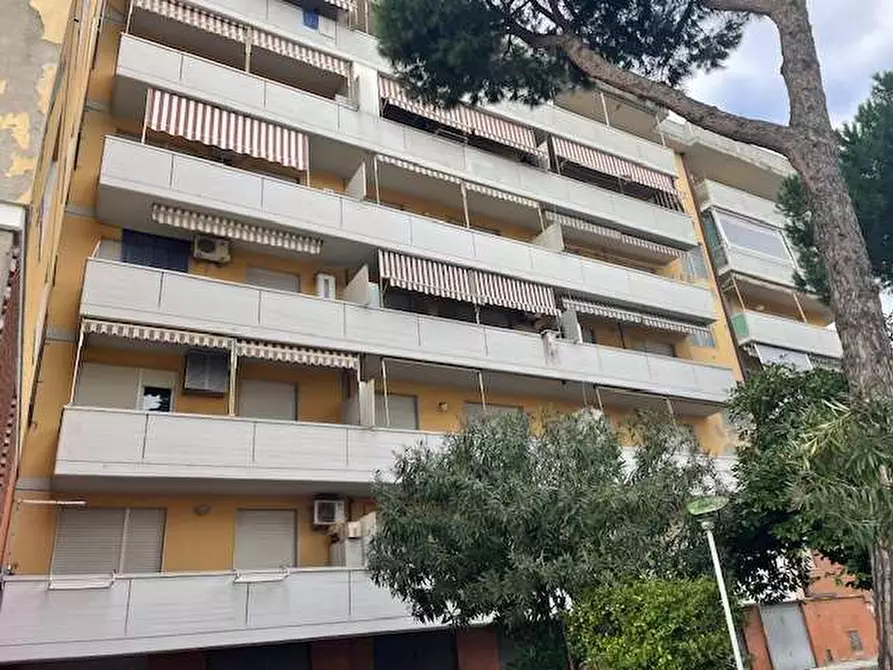 Immagine 20 di Appartamento in vendita  in VIA FELICE CAVALLOTTI a Carrara