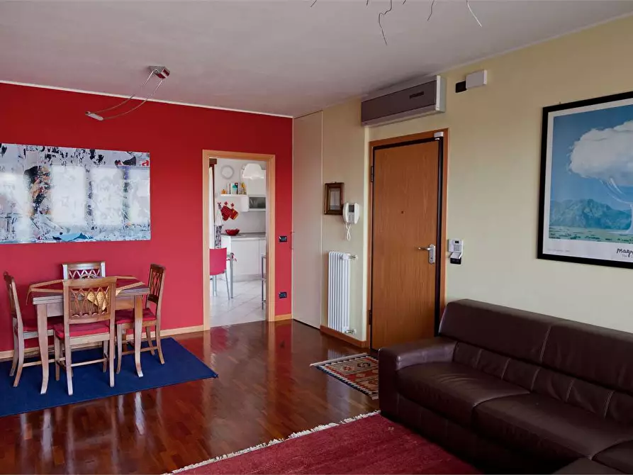 Immagine 1 di Quadrilocale in vendita  in Via Ugo Tognazzi a Parma