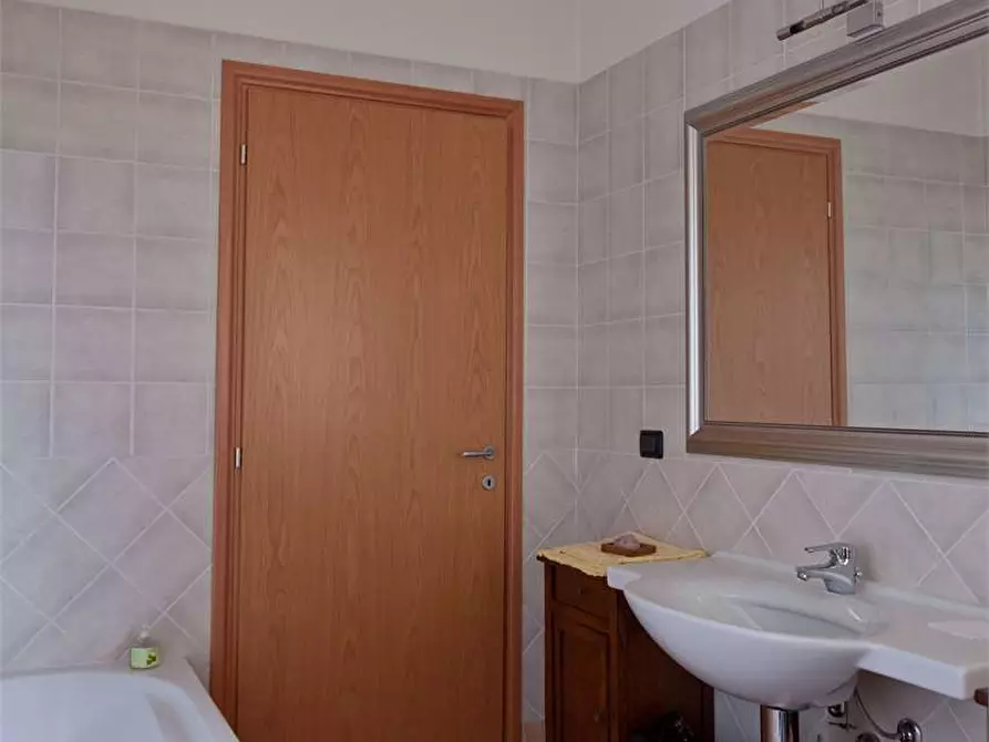 Immagine 17 di Quadrilocale in vendita  in Via Ugo Tognazzi a Parma