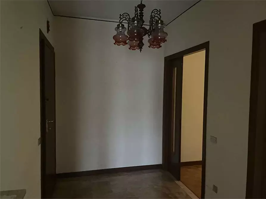 Immagine 12 di Appartamento in vendita  in VIA SPORZANA a Parma