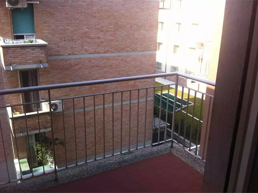 Immagine 10 di Quadrilocale in affitto  in via sette fratelli cervi a Parma