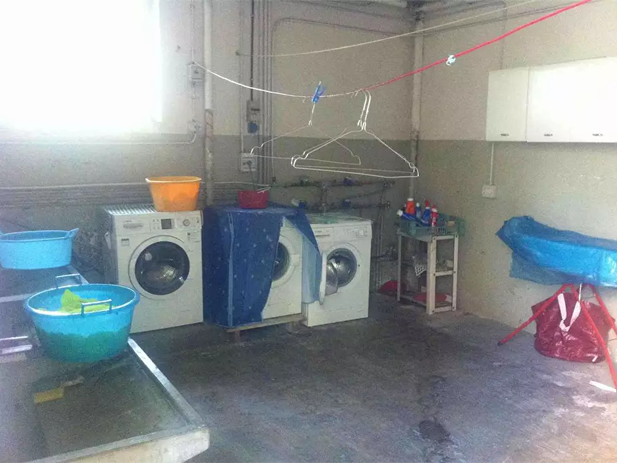 Immagine 15 di Quadrilocale in affitto  in via sette fratelli cervi a Parma