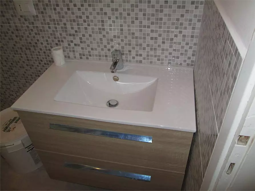 Immagine 12 di Trilocale in affitto  in via martiri di cassio a Parma