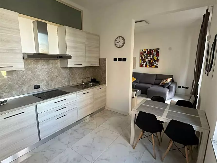 Immagine 4 di Appartamento in affitto  in via dei mille a Parma