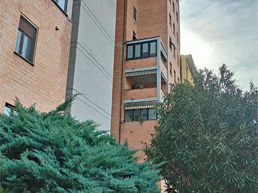 Immagine 5 di Trilocale in vendita  in via San Leonardo a Parma