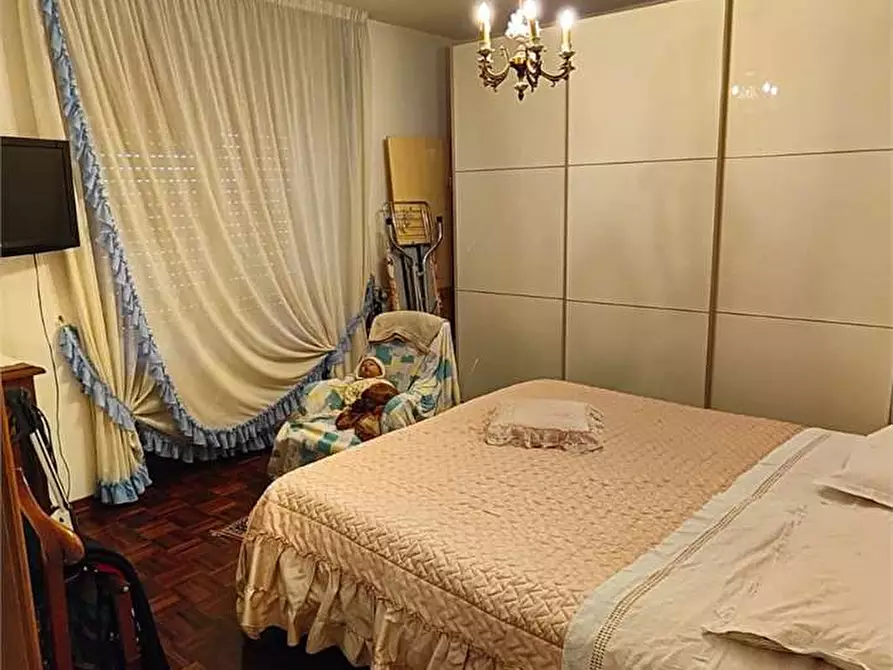 Immagine 16 di Trilocale in vendita  in via San Leonardo a Parma