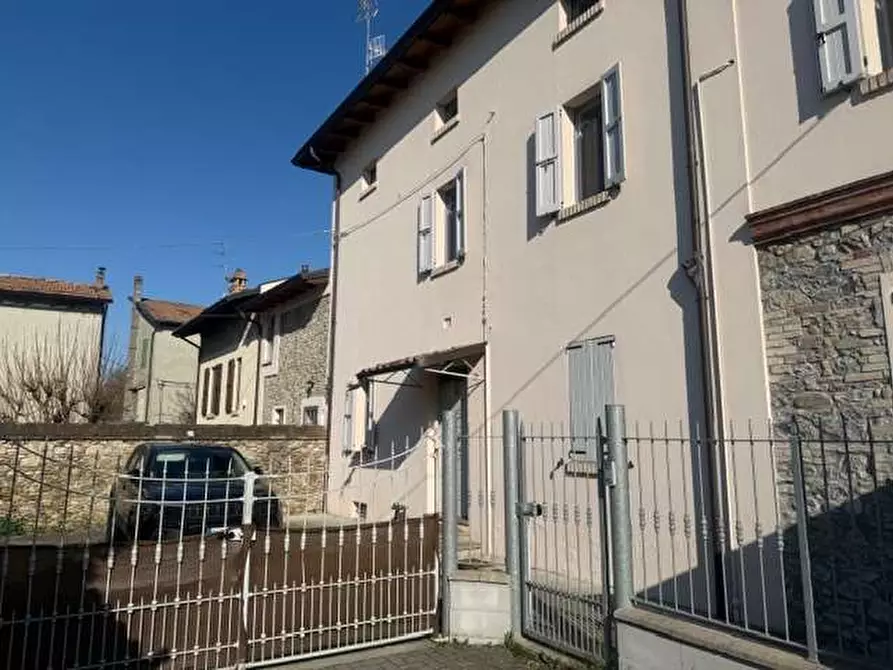 Immagine 1 di Quadrilocale in affitto  in VIA PARMA a Montechiarugolo