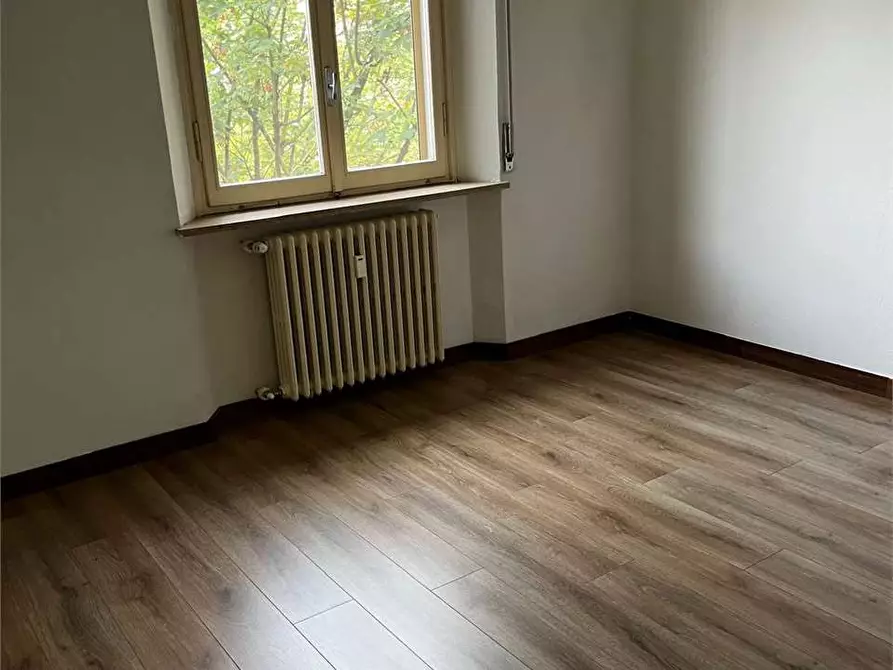 Immagine 13 di Appartamento in vendita  in Viale Solferino a Parma