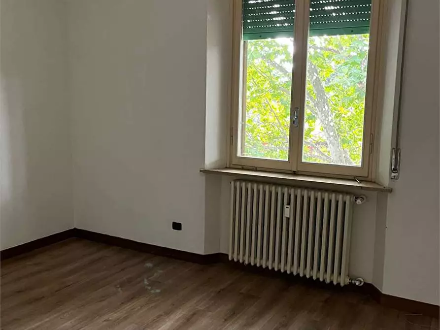Immagine 14 di Appartamento in vendita  in Viale Solferino a Parma