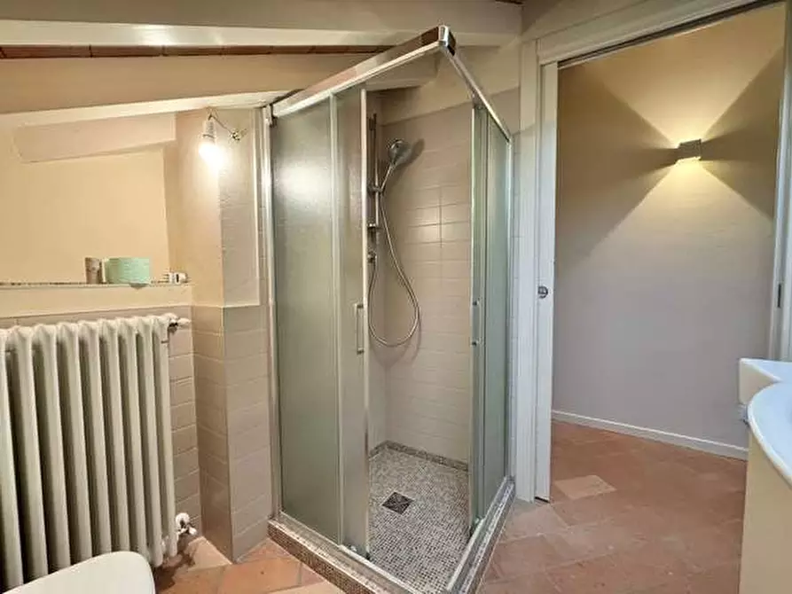 Immagine 10 di Quadrilocale in affitto  in strada bassa dei folli a Parma