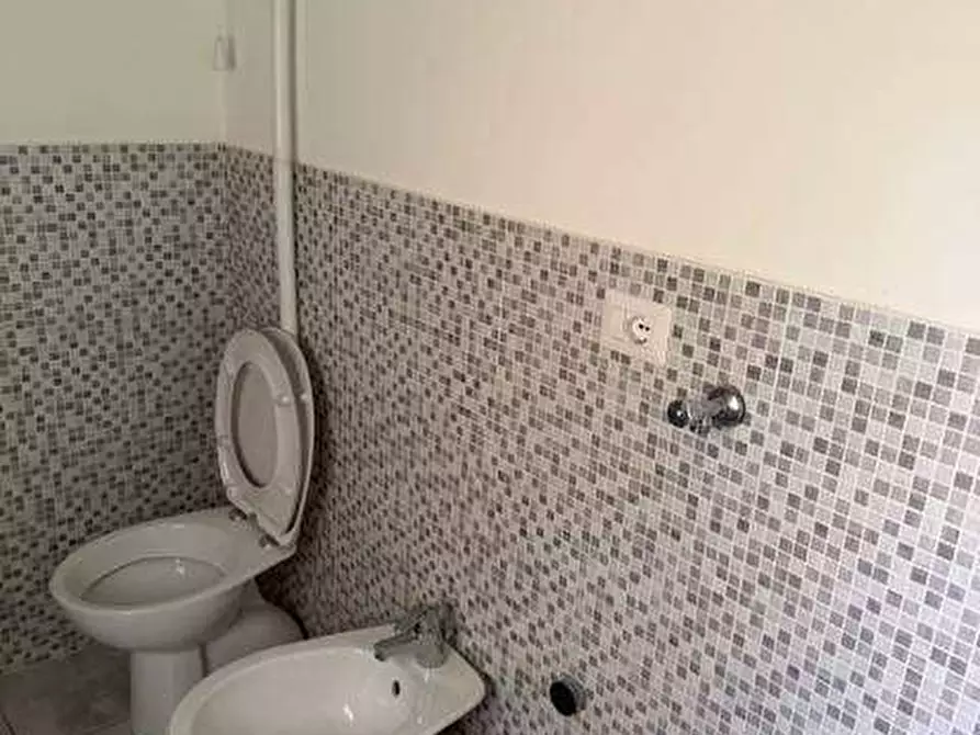 Immagine 13 di Trilocale in affitto  in via martiri di cassio 8 a Parma