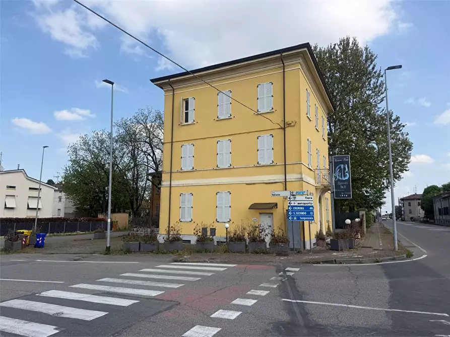 Immagine 45 di Stabile in vendita  a Parma