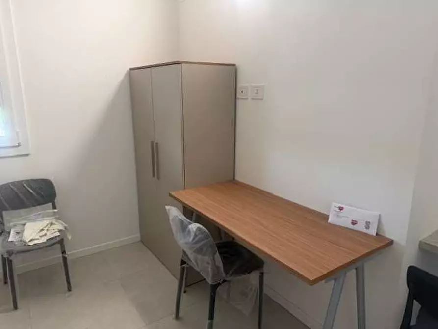 Immagine 12 di Appartamento in affitto  in VIA LANGHIRANO a Parma